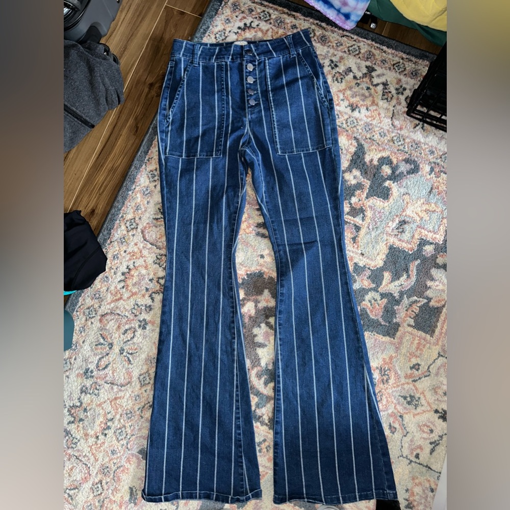 Gianni Bini bootcut jeans